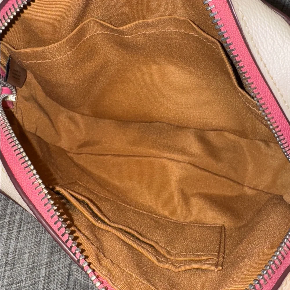 Coach Mini Camera Popsicle Ice Cream Crossbody - Picture 13 of 17